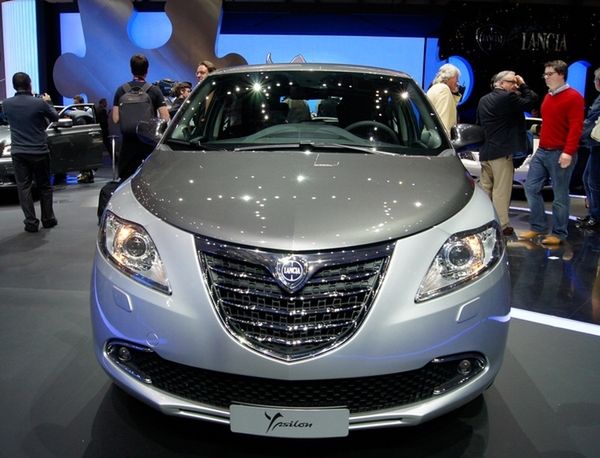 Genewa 2011: Ypsilon - Polska Lancia