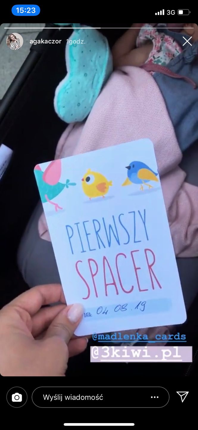 Agnieszka Kaczorowska pierwszy spacer z córką,
