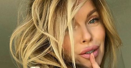 50-letnia żona Hollywood pokazała ogromny ciążowy brzuch. I nie tylko