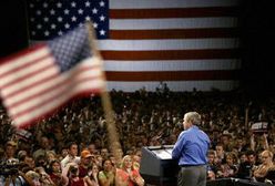 Kerry i Bush idą "łeb w łeb"