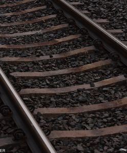 Kraków. Pociąg wykoleił się obok galerii handlowej. Ruch kolejowy wstrzymany