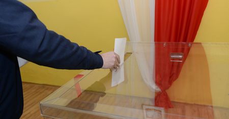 Wybory 2019. W sprytny sposób omijają ciszę wyborczą. O co chodzi z „bazarkiem”?