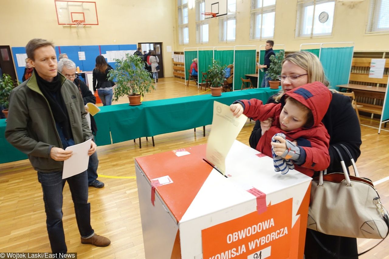 Wybory samorządowe 2018. Jak głosować w innym mieście, poza miejscem zameldowania?