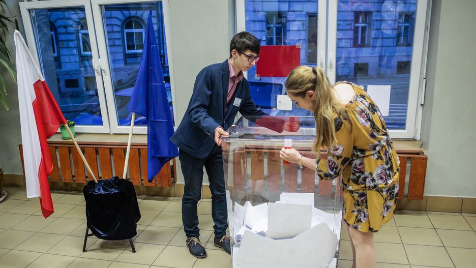 Młodzi nielicznie stawili się przy urnach