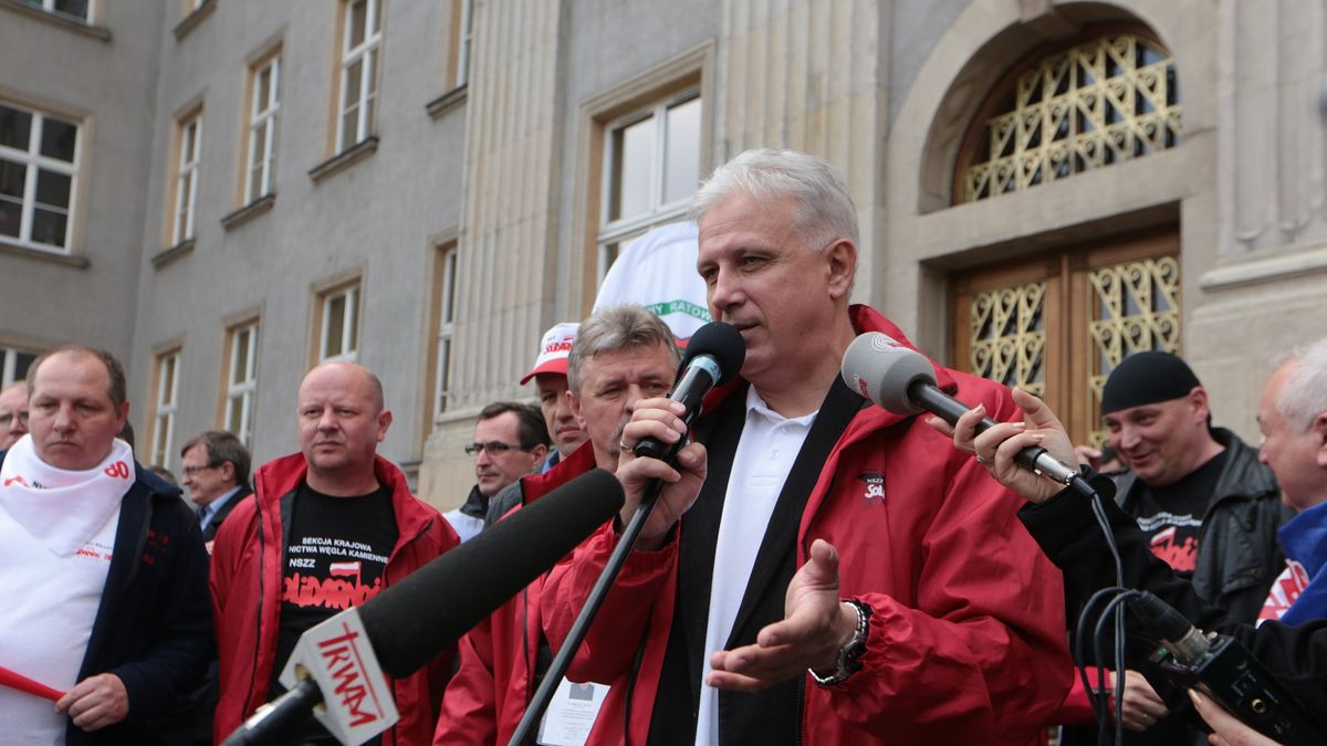Szef śląsko-dąbrowskiej "Solidarności" zapowiedział, że po świętach związki "upomną się" o pomoc dla dużych firm