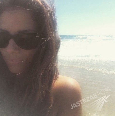 Weronika Rosati nad morzem