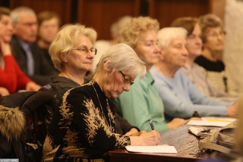 Przywileje dla starszych pracowników. Pomysł na wydłużenie aktywności zawodowej