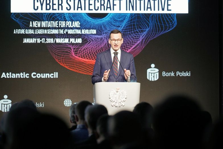 Cyberbezpieczeństwo to dziś wyzwanie, przed którym stoi nie tylko pomysłodawca Chmury Krajowej, ale także rząd, o czym podczas konferencji przypominał premier Mateusz Morawiecki.