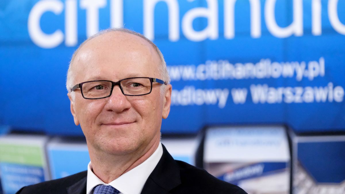 Sławomir S. Sikora był w 2018 roku najlepiej zarabiającym prezesem banku.