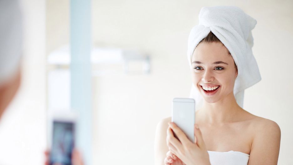 Derma roller zapewni lepsze ukrwienie i spłycenie zmarszczek.