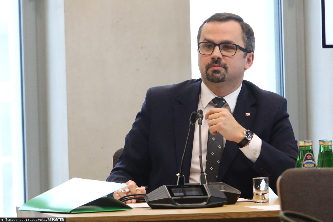 Budowa Centralnego Portu Komunikacyjnego. Horała zapewnia, że linie kolejowe ominą obszary chronione