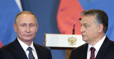 Putin znów gości u Orbana. Co stoi za tą dziwną przyjaźnią?