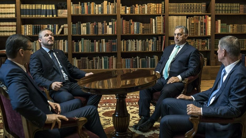 Premier RP Mateusz Morawiecki, premier Słowacji Peter Pellegrini, premier Węgier Viktor Orban i premier Czech Andrej Babis