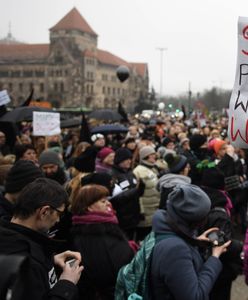 Martwy noworodek w Odrze i projekt ustawy, który wraca do Sejmu. To ma wspólny mianownik