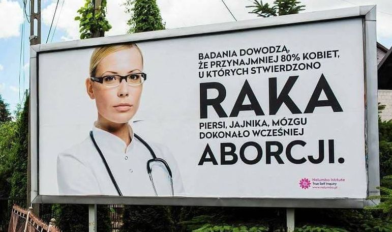 Kontrowersyjny billboard dot. aborcji uaktywnił internautów. Stworzyli przeróbki