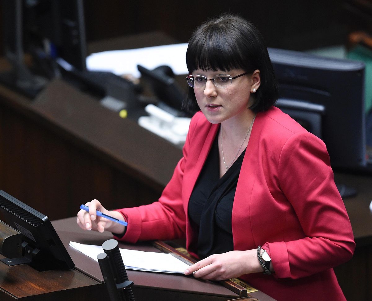 Projekt zakazujący aborcji wraca do Sejmu. Przewiduje 5 lat więzienia