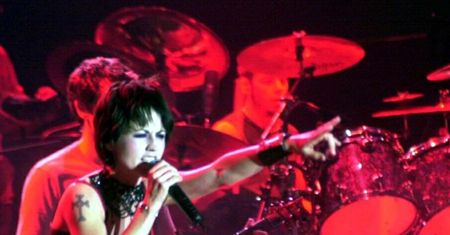 "Dolores, płaczemy". Andrzej Duda żegna wokalistkę "The Cranberries"