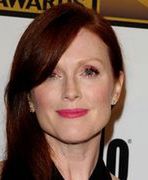 Julianne Moore: 52 lata i kilka zmarszczek! Jak ona to robi?