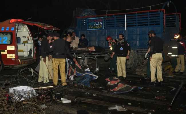 Pakistan: wybuch bomby podczas protestu w Lahaur. 10 zabitych