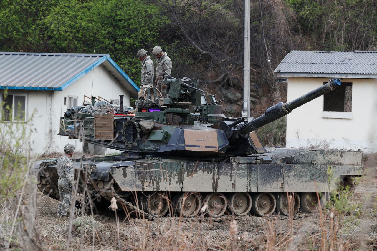 Korea: Granica rozminowana. Teraz czas wycofać broń i posterunki