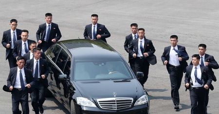 Kim i Trump niebezpiecznie się bawią. Tylko Chiny mogą przywołać ich do porządku