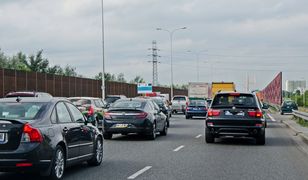 Trasa Siekierkowska. Po wypadku tworzy się ogromny korek