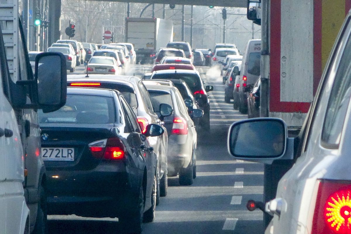 Katowice. Autostrada A4 i korki. Rozlany beton zablokował przejazd