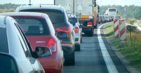 Niebezpieczne odkrycie na A4. Wstrzymano ruch
