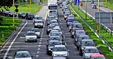 Ruszyli nad morze, utknęli w korku. Utrudnienia w Lubuskiem