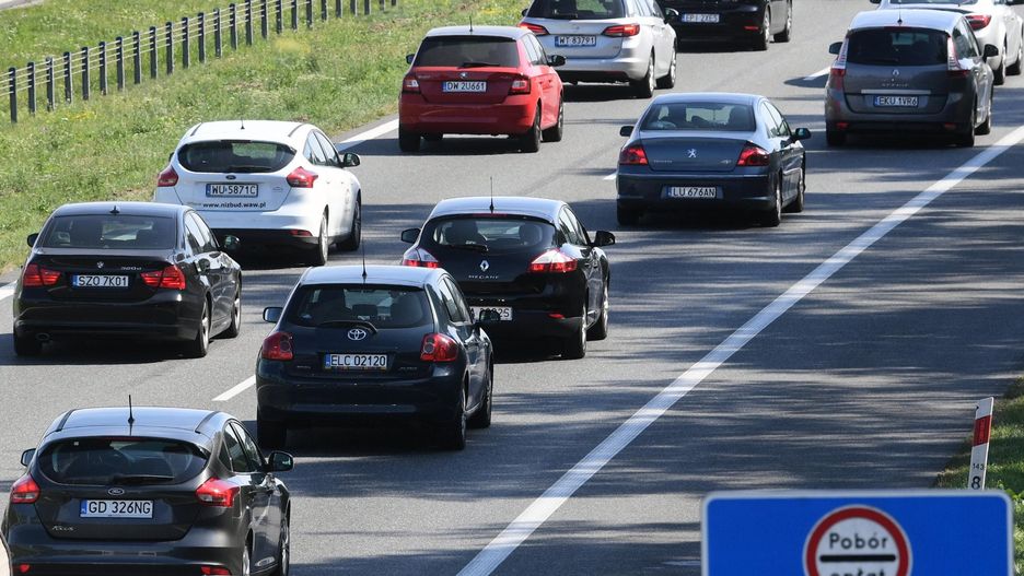 Korek na A1 przed punktem poboru opłat w Nowej Wsi Wielkiej