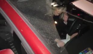 Atak na Magdalenę Ogórek przed siedzibą TVP Info. Ryszard Czarnecki wyszedł z propozycją