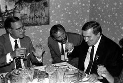 George H. W. Bush odwiedził Polskę dwukrotnie. Jako pierwszy prezydent USA