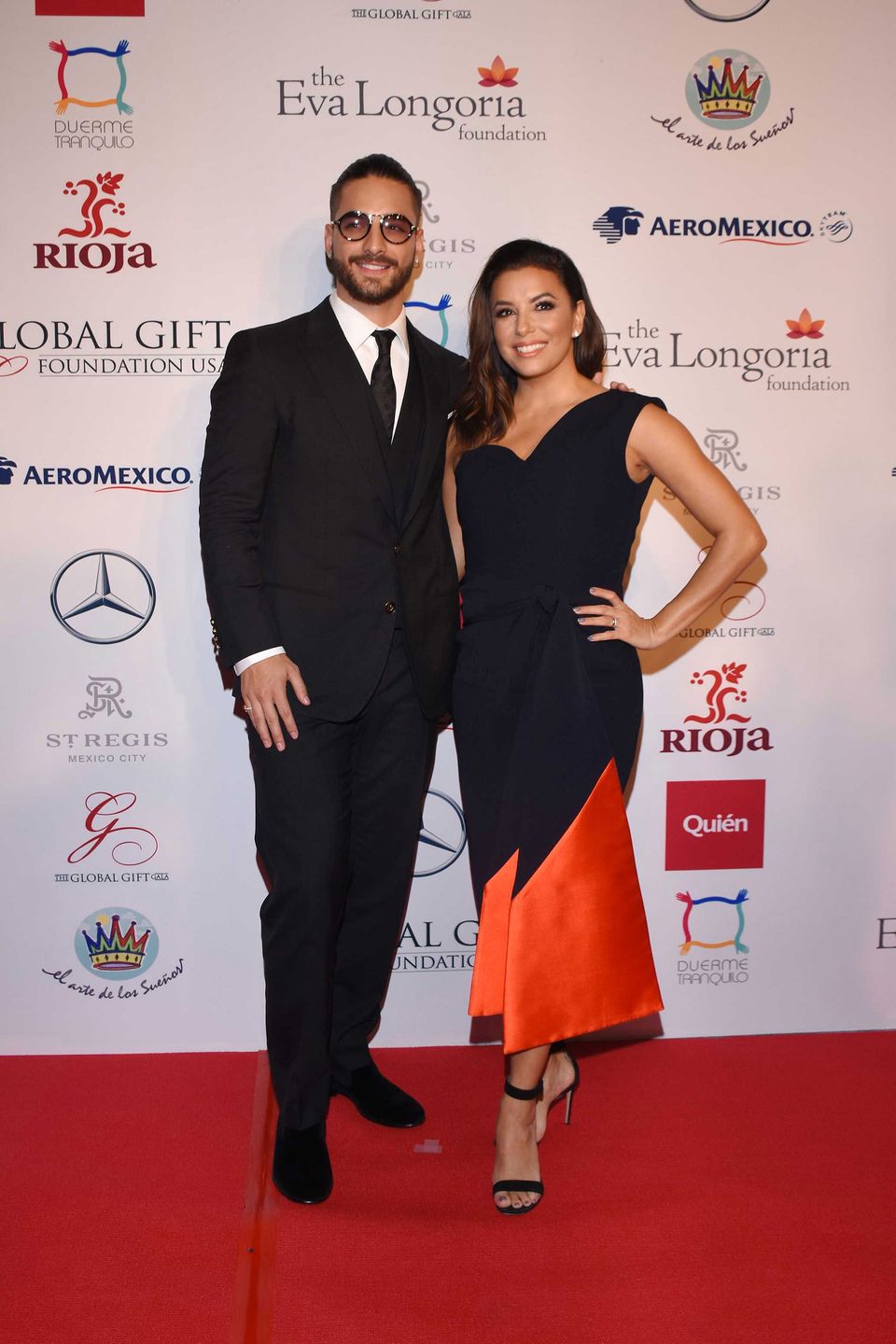 Maluma i Eva Longoria na czerwonym dywanie