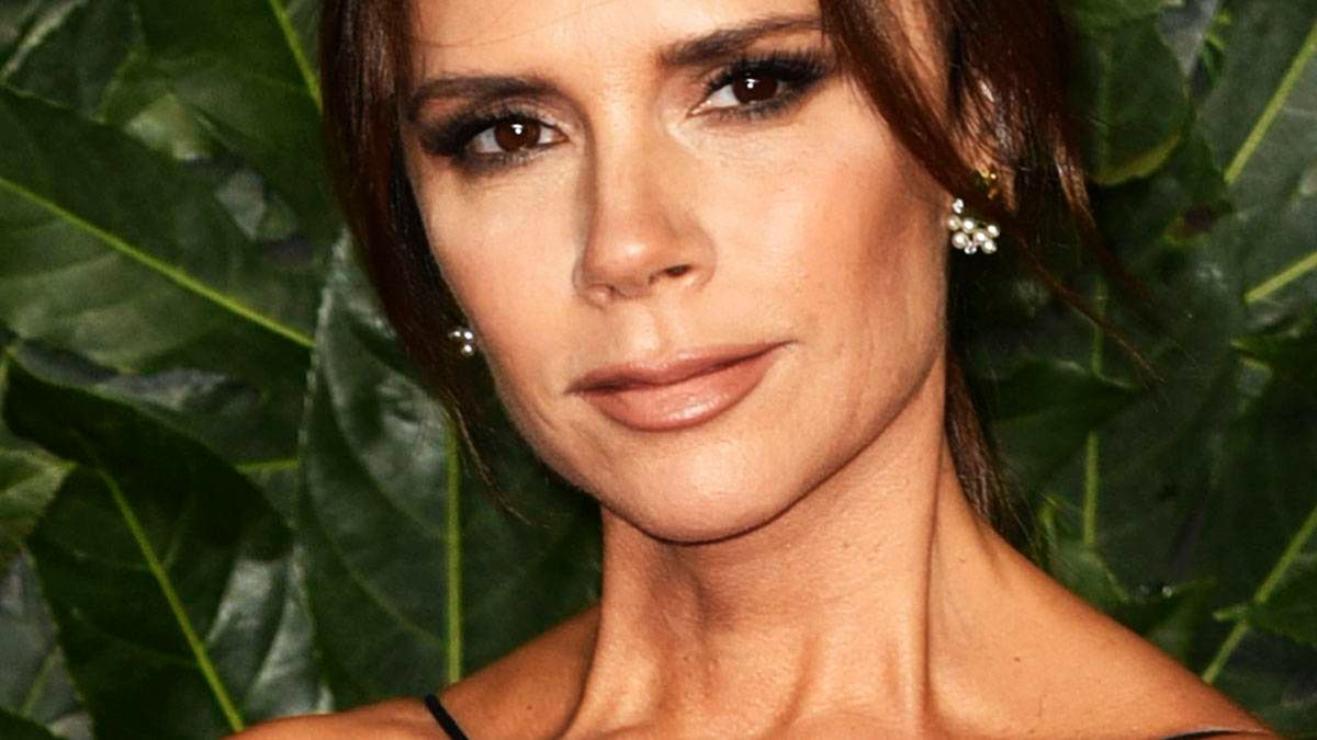 Victoria Beckham pokazała, czym pielęgnuje twarz. To wyjątkowo tanie kosmetyki z sieciówek