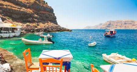 Tysiące turystów utknęło na greckich wyspach. Nie wiadomo, czy do jutra się wydostaną