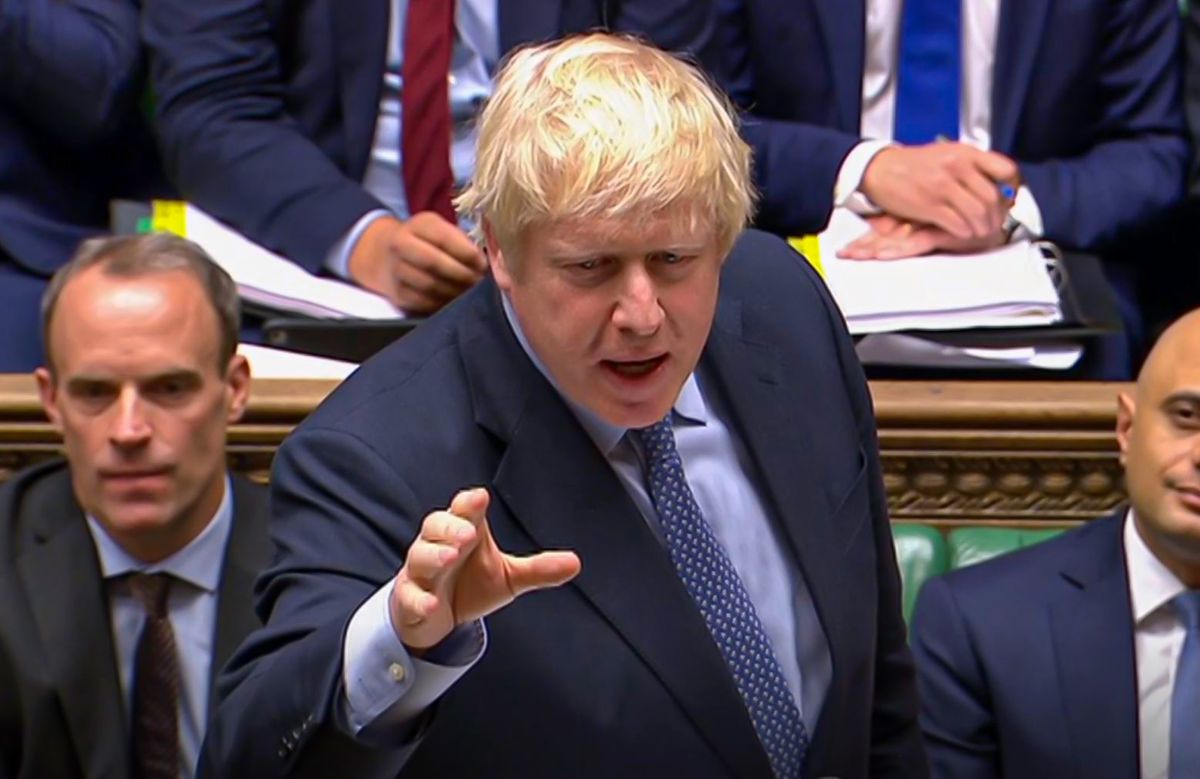 Boris Johnson wstrzymuje prace nad ustawą ws. wyjścia z Unii. Jest reakcja Tuska