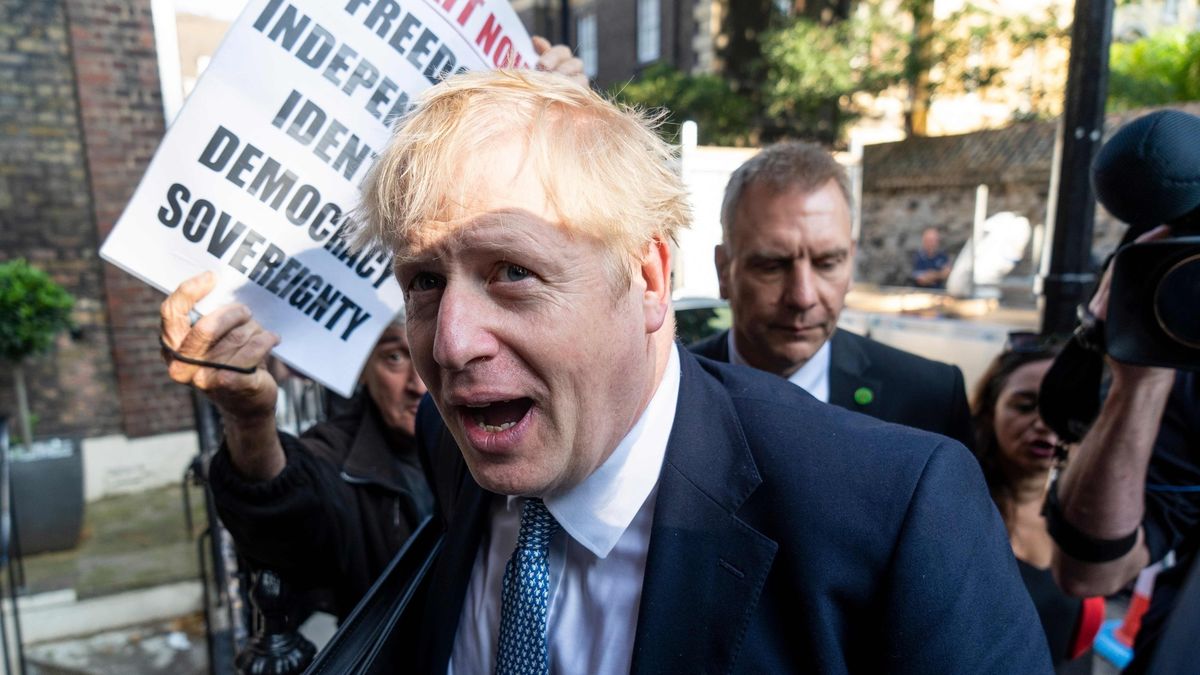 Boris Johnson zapowiedział, że "doprowadzi do brexitu w wyznaczonym terminie"
