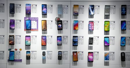 Coraz więcej osób i firm nie płaci telekomom. Zadłużenie to już ponad 1,33 mld zł