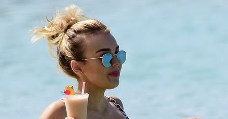 Talia Storm w bikini w panterkę