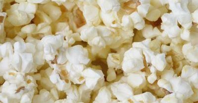 Porcja popcornu jak dwie kostki masła!