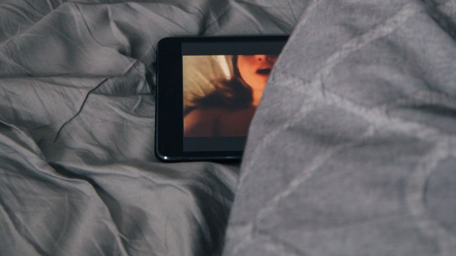 Ofiary revenge porn wstydzą się prosić o pomoc