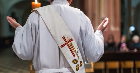 Opublikowano mapę księży pedofilów i ich ofiar. Setki przypadków