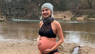 Joanna Moro tłumaczy się z morsowania w ciąży: "Wierzę, że korzyści dla mojego organizmu przełożą się na zdrowie dziecka"