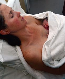 Dwanaście godzin między nogami kobiet. Doświadczona położna zdradza sekrety swojej pracy