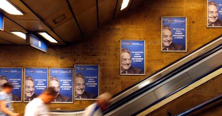 Węgierska "afera billboardowa". Grube miliony dla przyjaciół Orbana