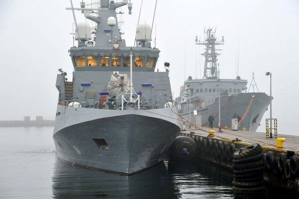 Najnowszy polski okręt wojenny w porcie w Gdyni