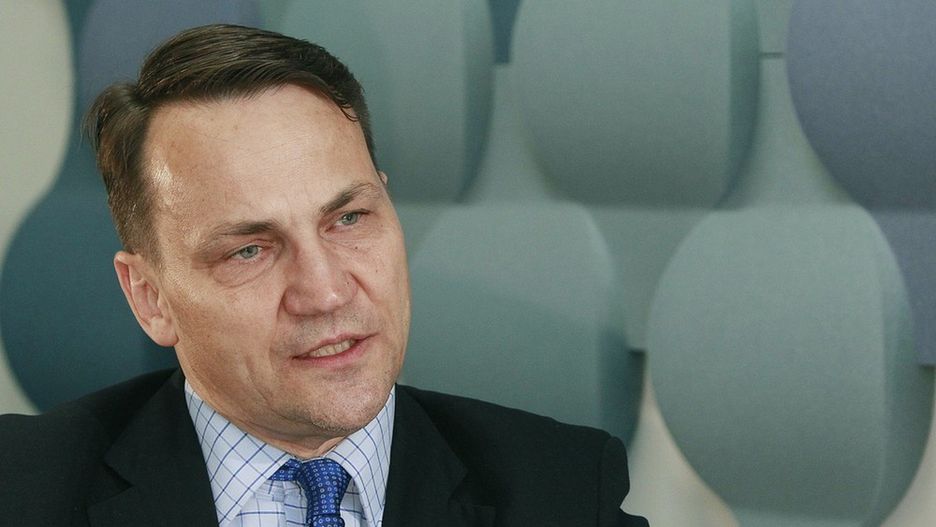Radosław Sikorski uważa, że doniesienia ws. Niesiołowskiego to początek kampanii wyborczej
