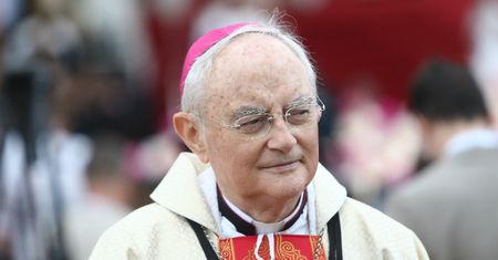 Abp Hoser o "Klątwie": to sztuka kloaczna