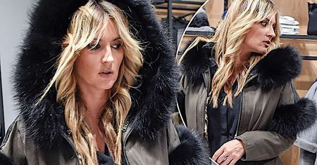 Karolina Szostak zrobiła show na środku sklepu! Przebierała się na oczach paparazzi
