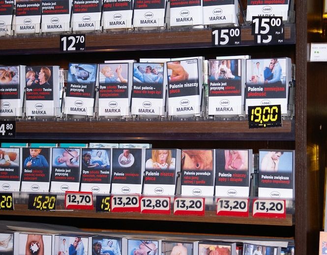 Nowe przepisy mają ograniczyć szarą strefę w handlu papierosami